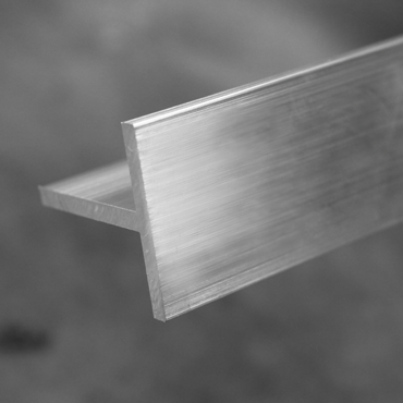 Aluminium EN AW-6060 T66 T-profiel 15 Mu geanodiseerd