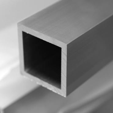 Aluminium EN AW-6060 T66 vierkante buis 15 Mu geanodiseerd